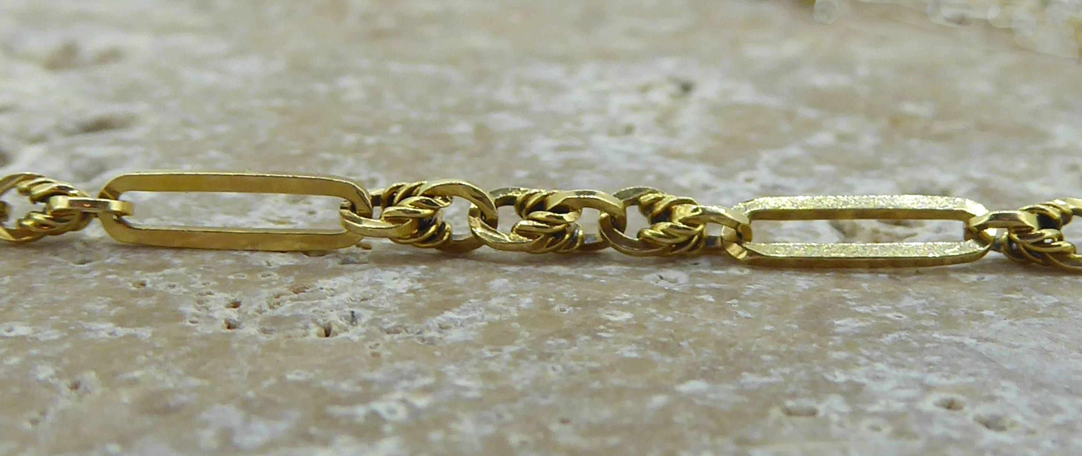 Women's Antique Victorian Muff Chain, Fancy Links, 18 Carat Yellow Gold