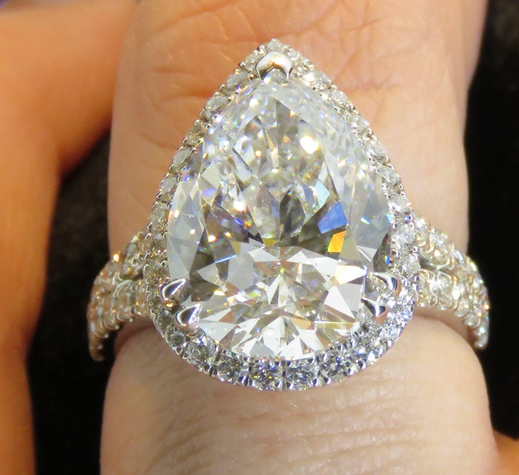 pear shaped halo diamond ring