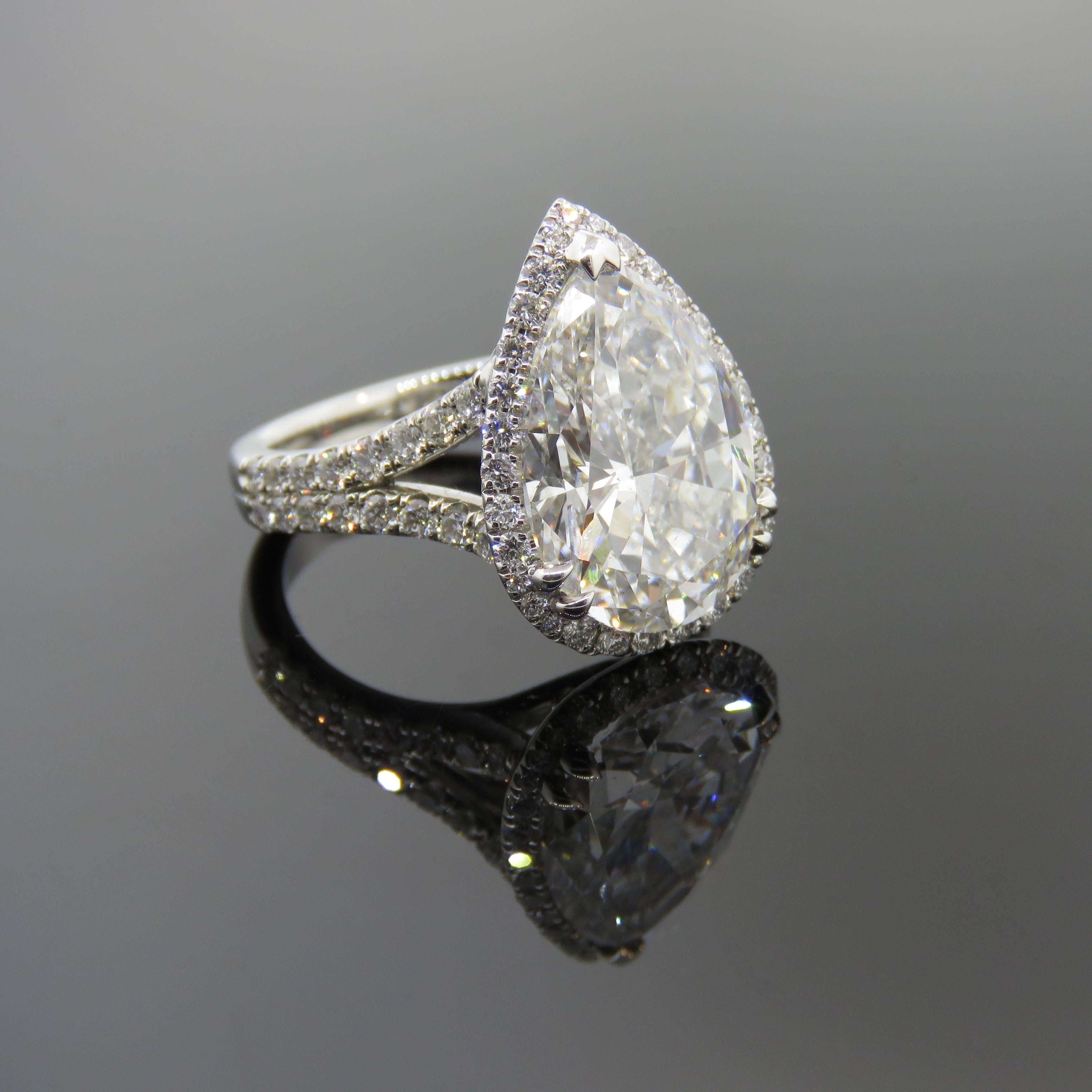 Pear Shape Halo Diamond Ring In New Condition In New York, NY