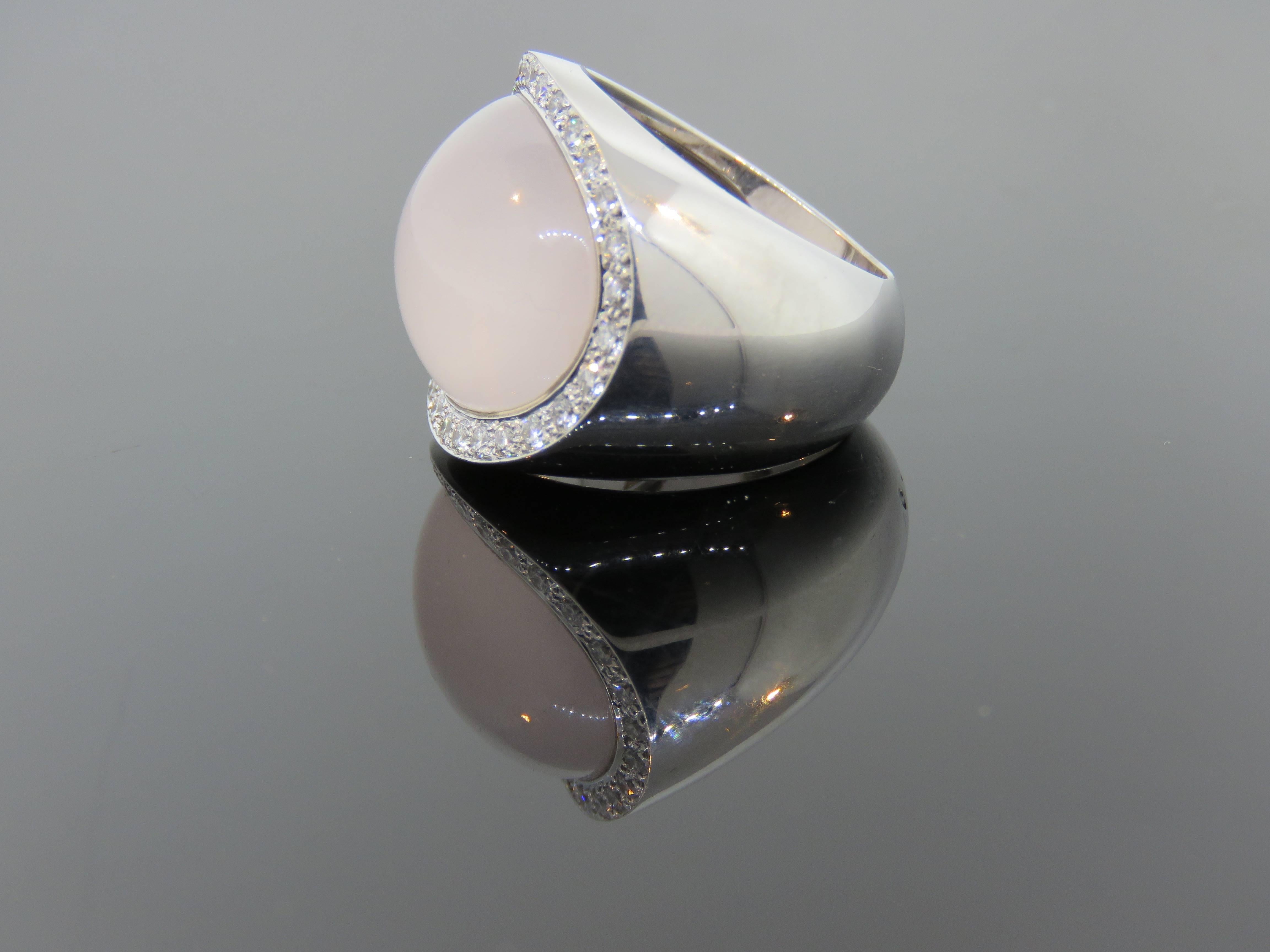 Modern Van Cleef & Arpels  White Gold Moonstone Diamond Ring