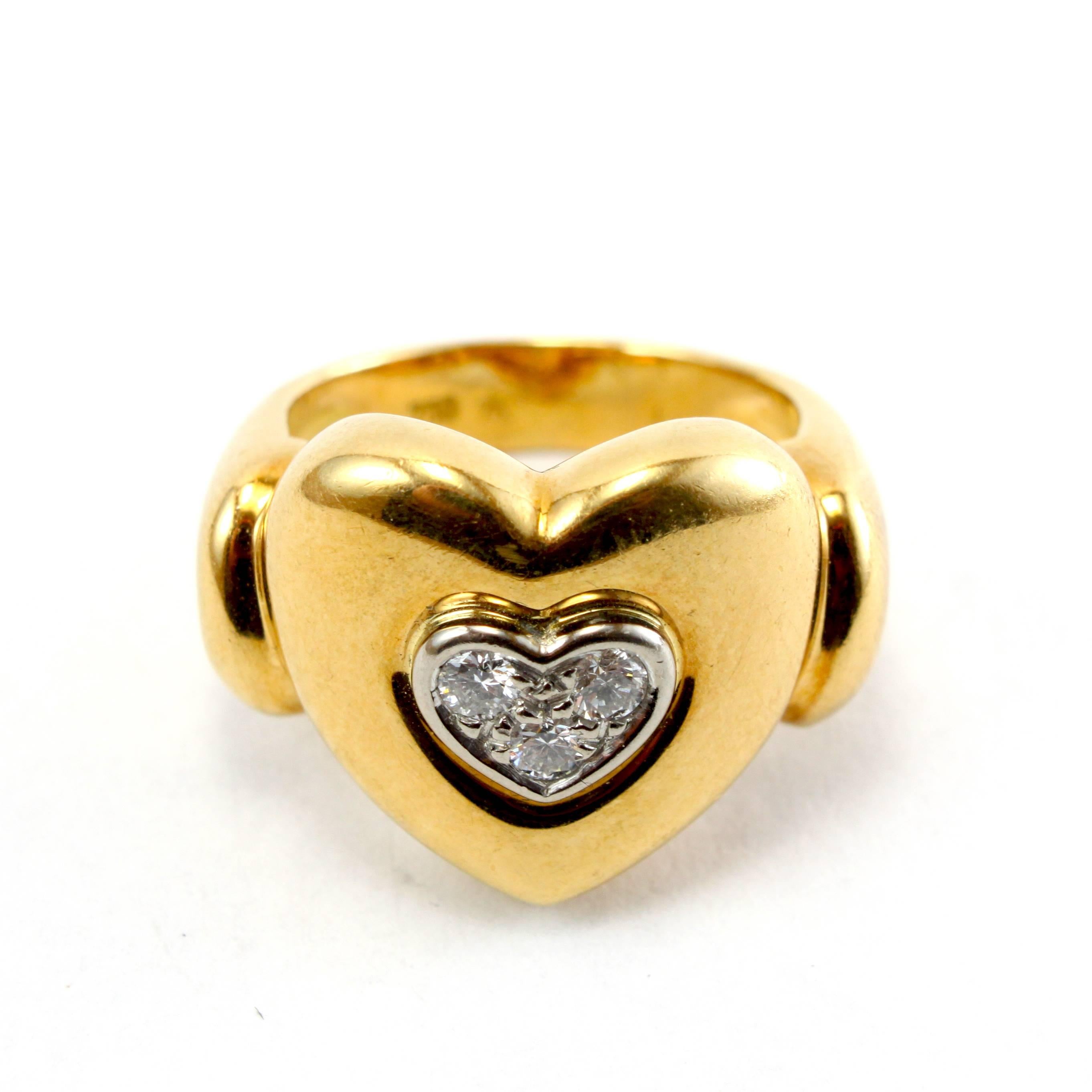 Diamond 18 Karat Yellow Gold Heart Ring In Excellent Condition For Sale In Idar-Oberstein, DE