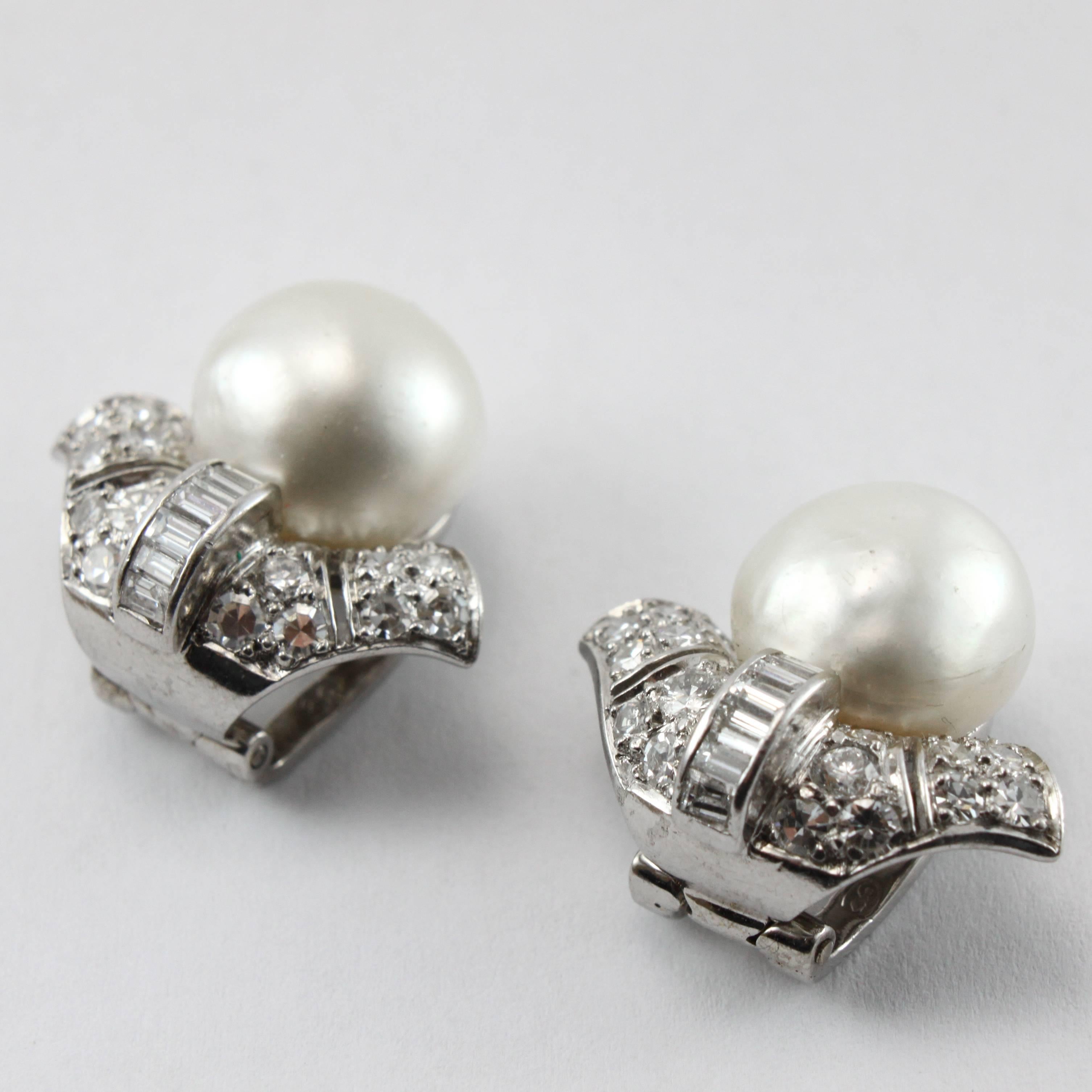 1920s Important Art Deco Natural Pearl Diamond Platinum Clip-On Earrings In Excellent Condition For Sale In Idar-Oberstein, DE