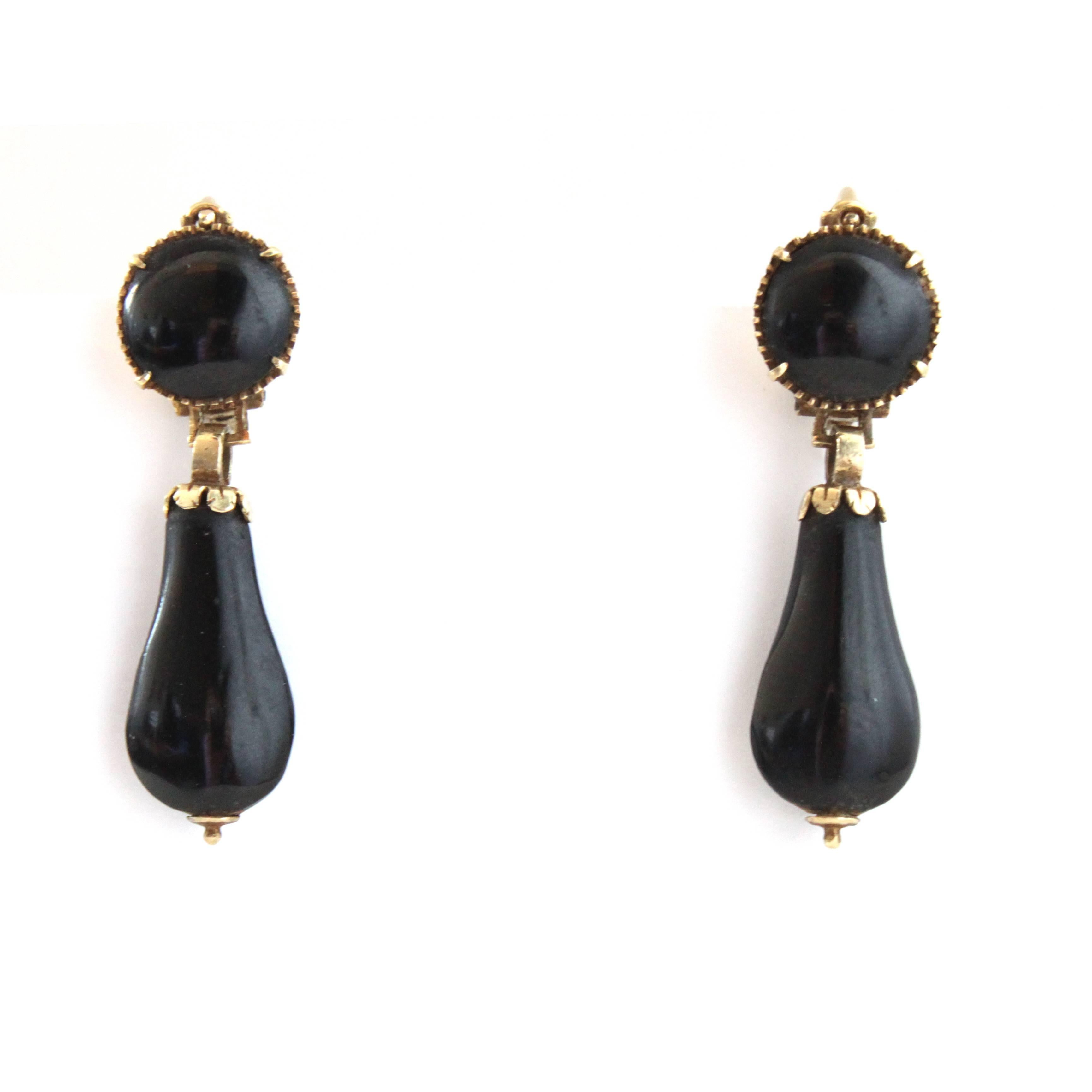 Women's 1870s Victorian Onyx Gold Pendant Earrings