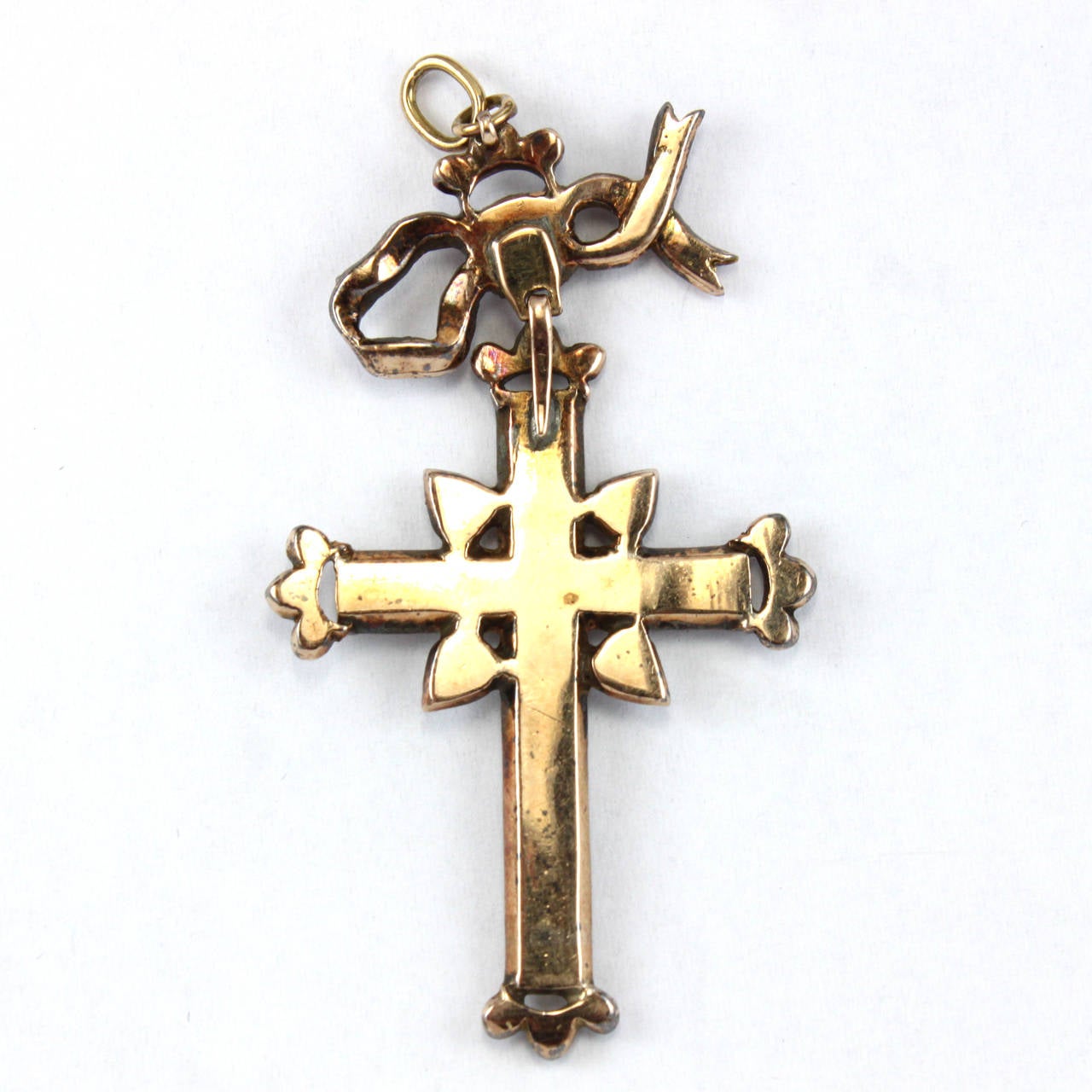 Antique Diamond Gold Cross Pendant 1830s In Excellent Condition In Idar-Oberstein, DE
