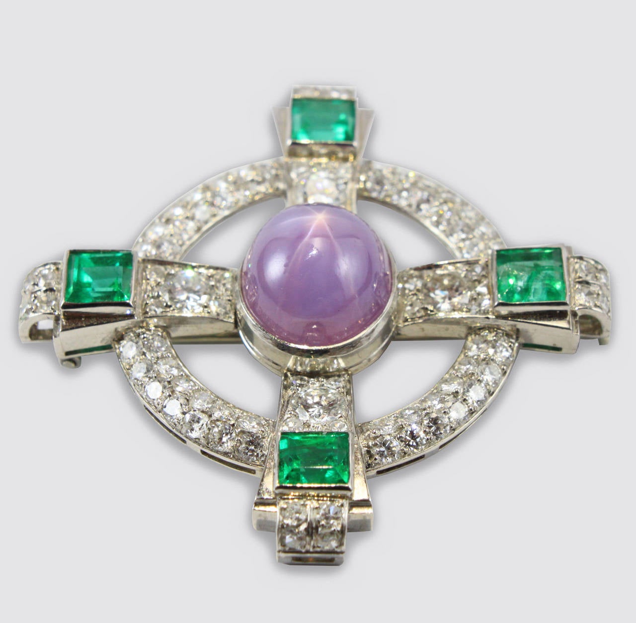 Art Deco 1930s Star Sapphire Emerald Diamond Platinum Celtic Cross Brooch