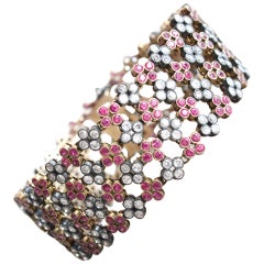 Vintage Ruby Diamond Gold Quatrefoil Cluster Bracelet