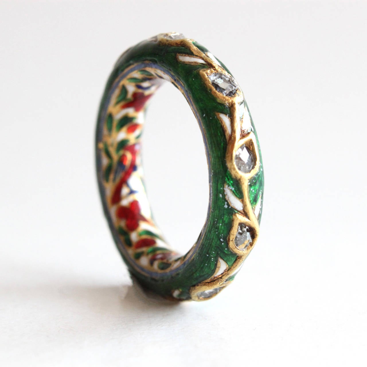 Women's Rare Mughal Enamel Diamond Gold Band Ring