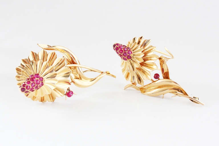 Retro Mellerio Ruby Gold Flower Double Clip Brooch