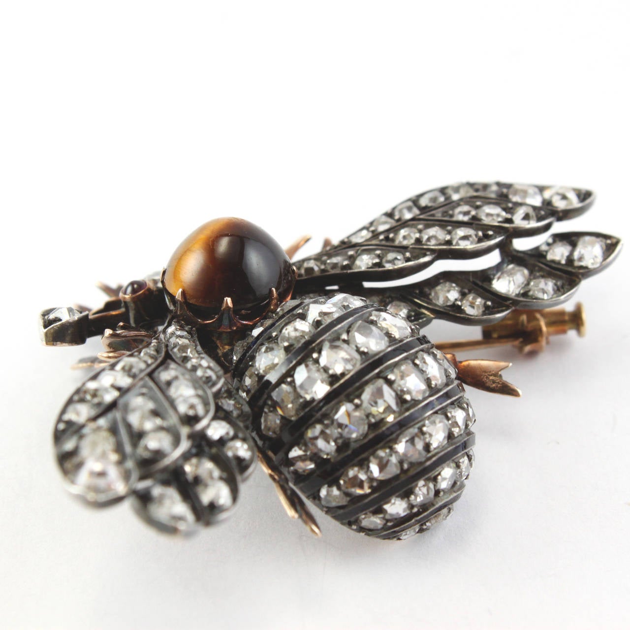 Large Tiger Eye Diamond and Ruby Bumble Bee Brooch, 1880s In Excellent Condition In Idar-Oberstein, DE