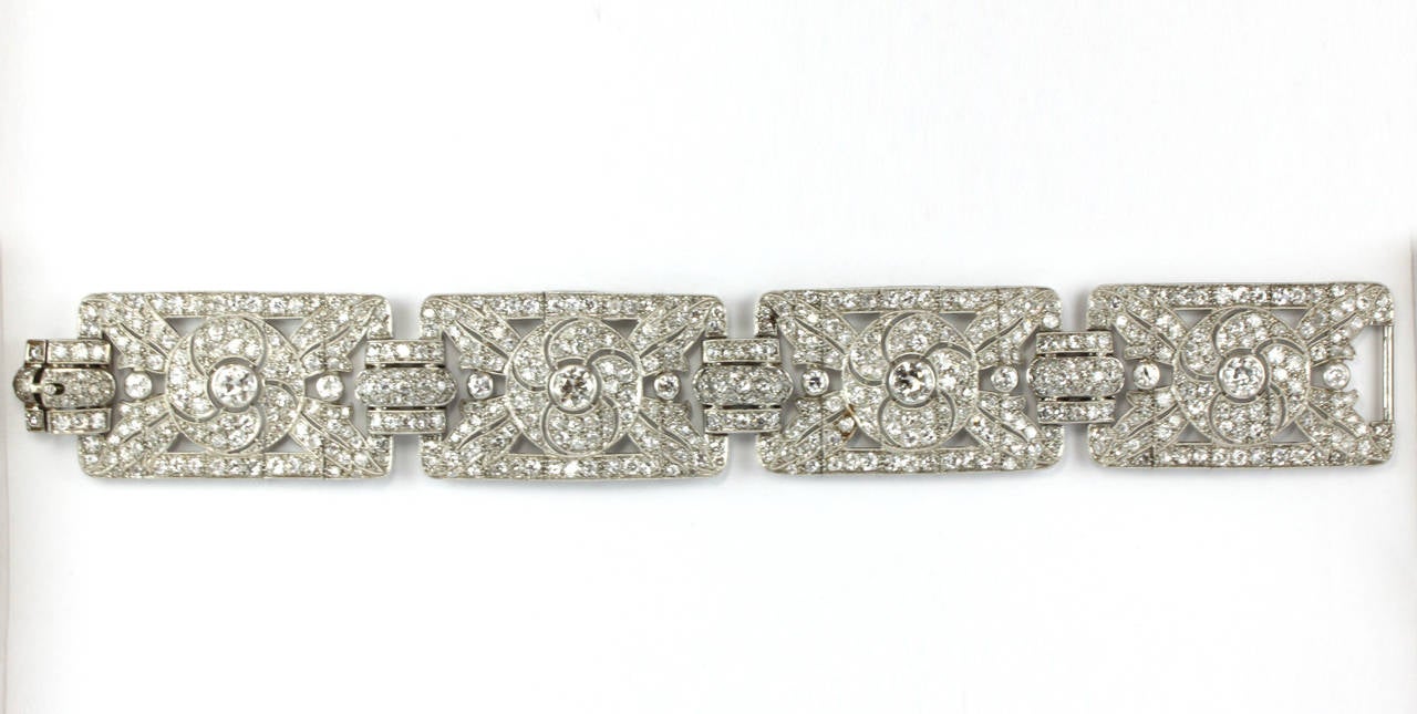 1920s French Art Deco Diamond Platinum Bracelet In Excellent Condition In Idar-Oberstein, DE