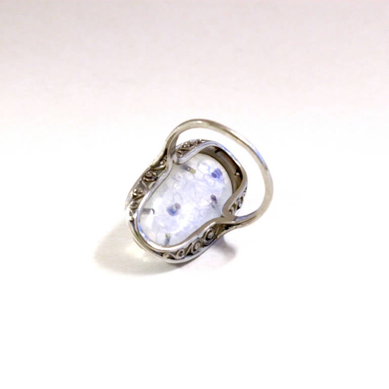 Carved Moonstone Belle Epoque Ring In Excellent Condition In Idar-Oberstein, DE