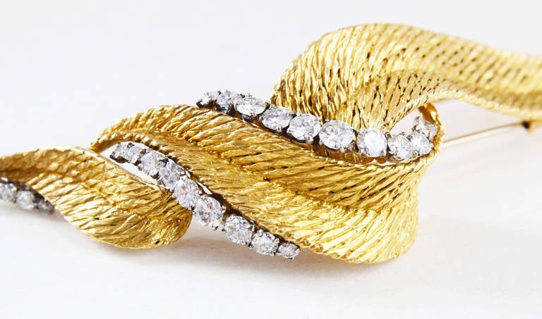 Women's Bulgari Diamond Gold Bow Brooch