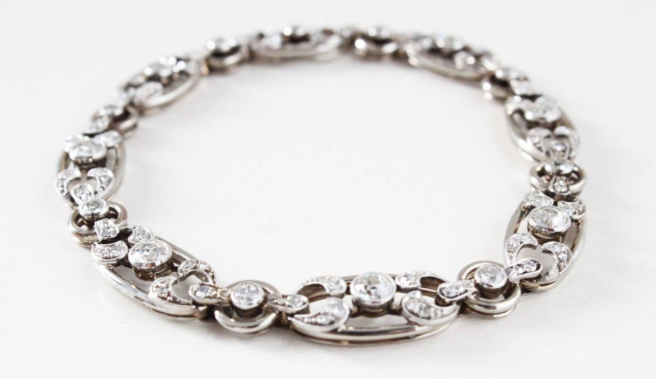 Round Cut Pretty Art Deco Diamond Necklace/Bracelet