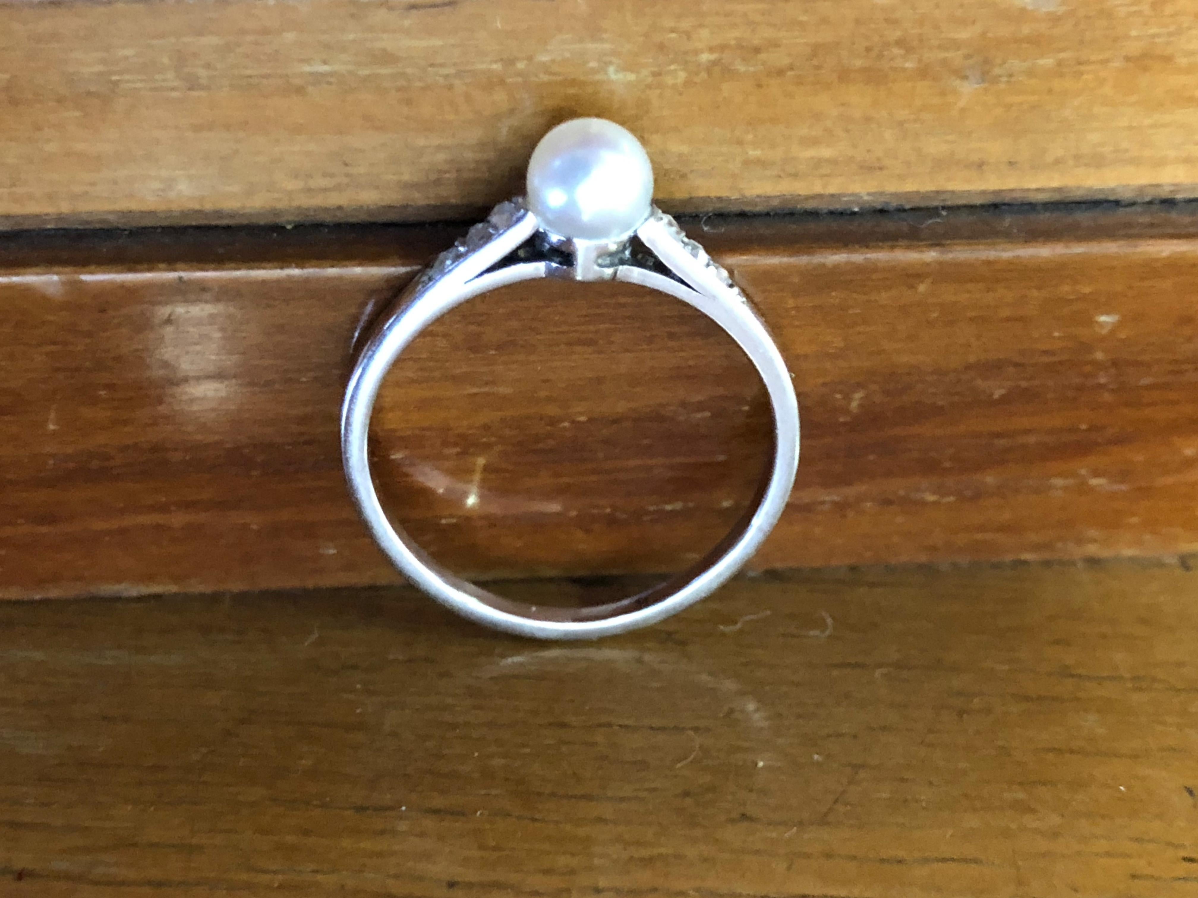 Natural Pearl and Diamond Ring 1