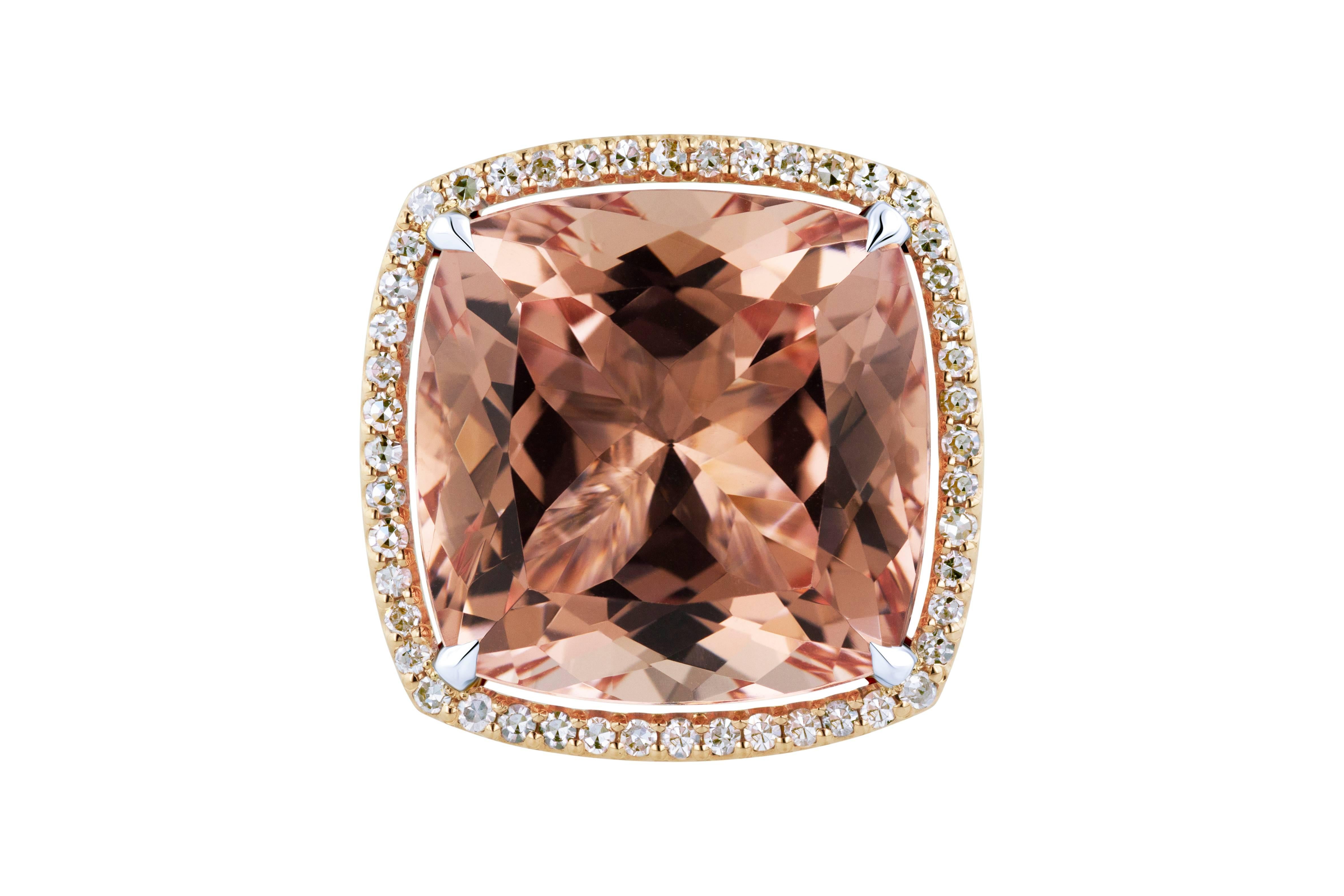 Exclusive 28.49 Carat Pink Morganite Diamond Cocktail Ring In New Condition For Sale In Tilburg, NL