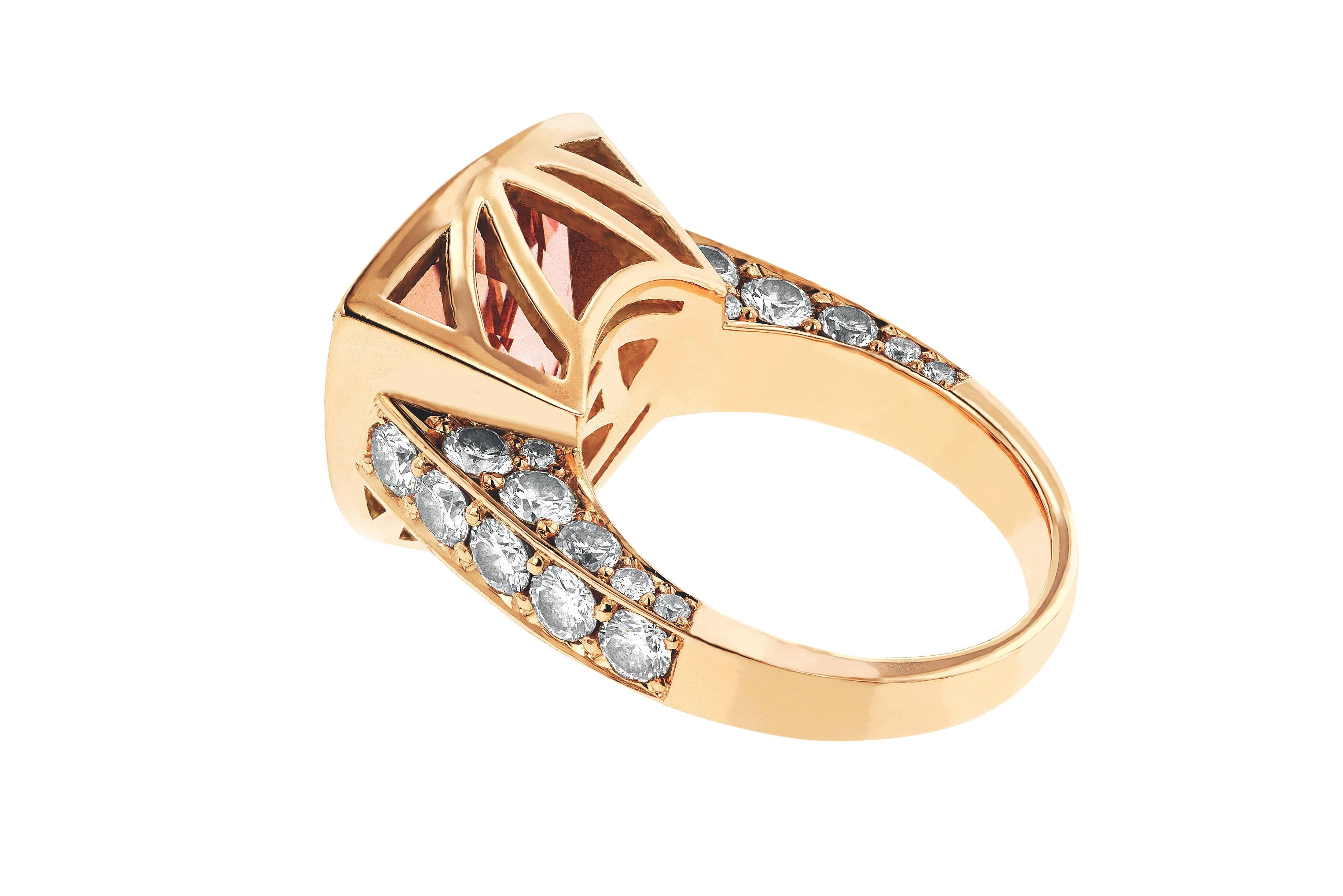 Round Cut Trilliant Cut Morganite Diamond Rose Gold Cocktail Ring