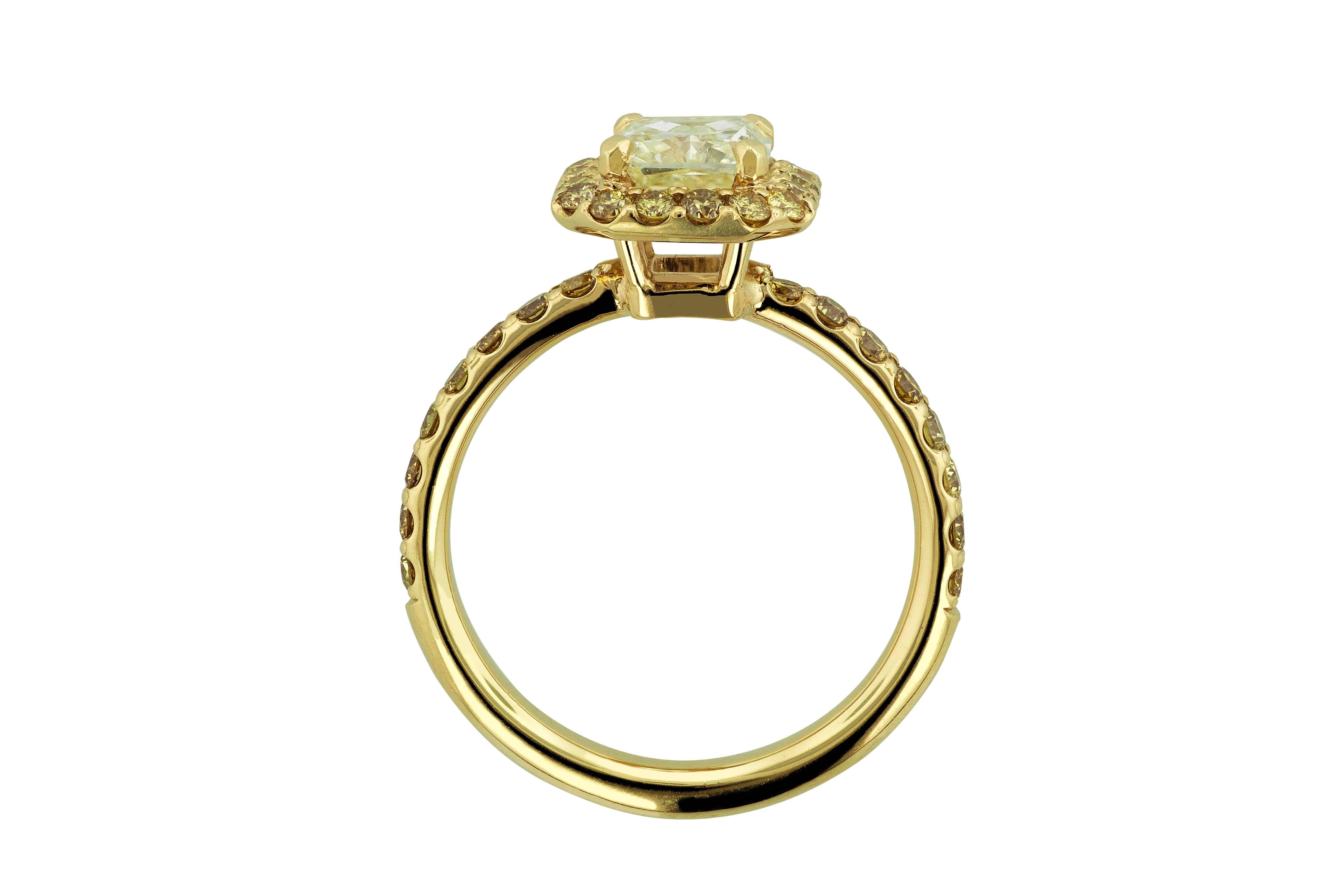 2.47 Carat Natural Diamond Yellow Gold Halo Engagement Ring For Sale 1