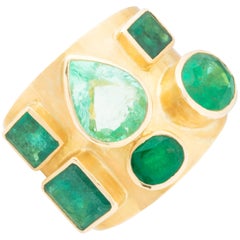 Colombian Zambian Emeralds Diamond 18 Karat Gold Cocktail Band Ring