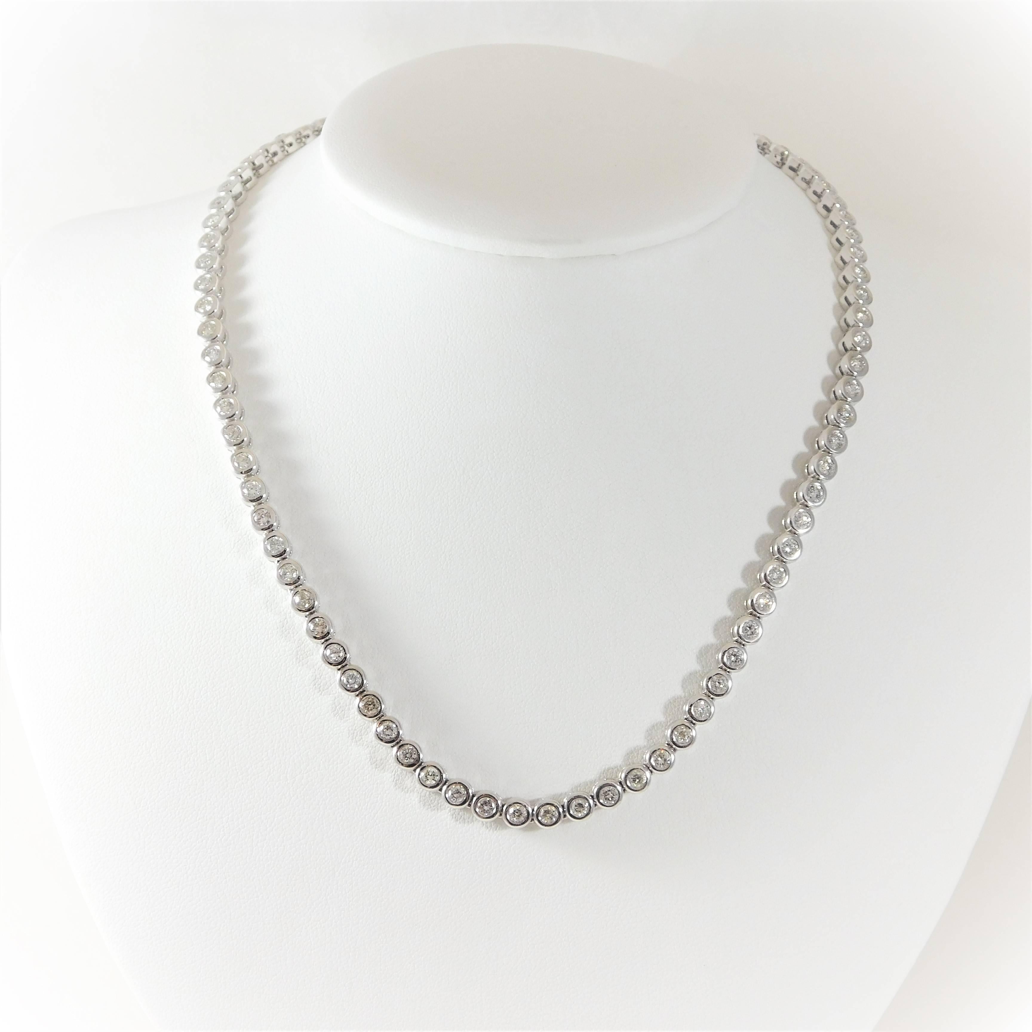 Women's Round Diamond White Gold Rivière Necklace For Sale