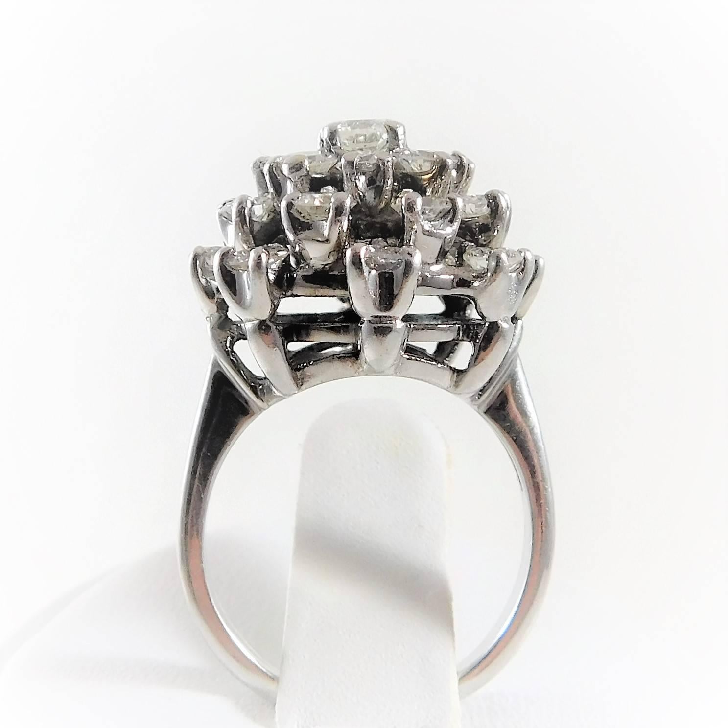 Dazzling White Gold and Diamond Cluster Ring In Excellent Condition In Metairie, LA