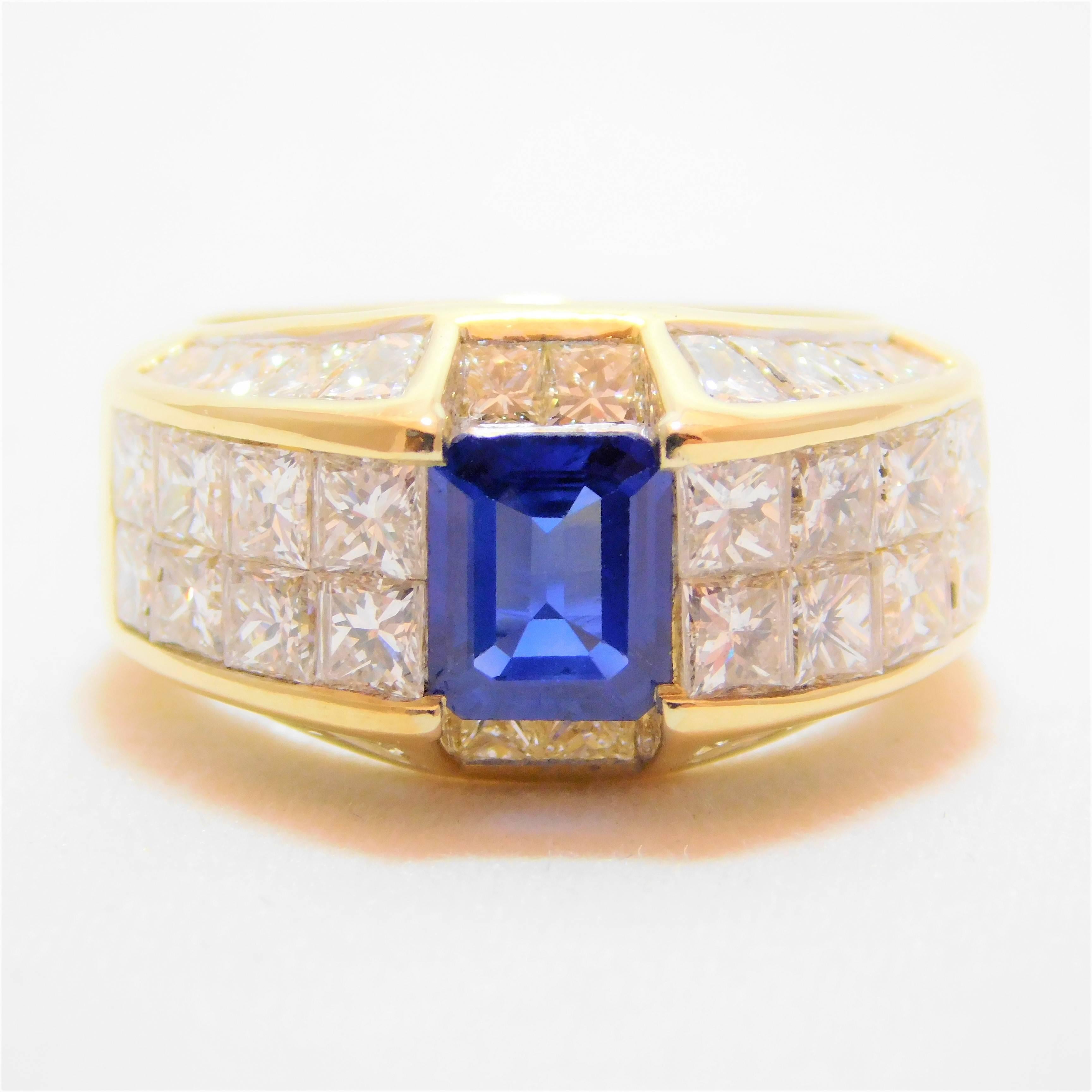 Emerald-Cut Sapphire and Rare Quadrillion-Cut Diamonds Gold Ring  In Excellent Condition In Metairie, LA