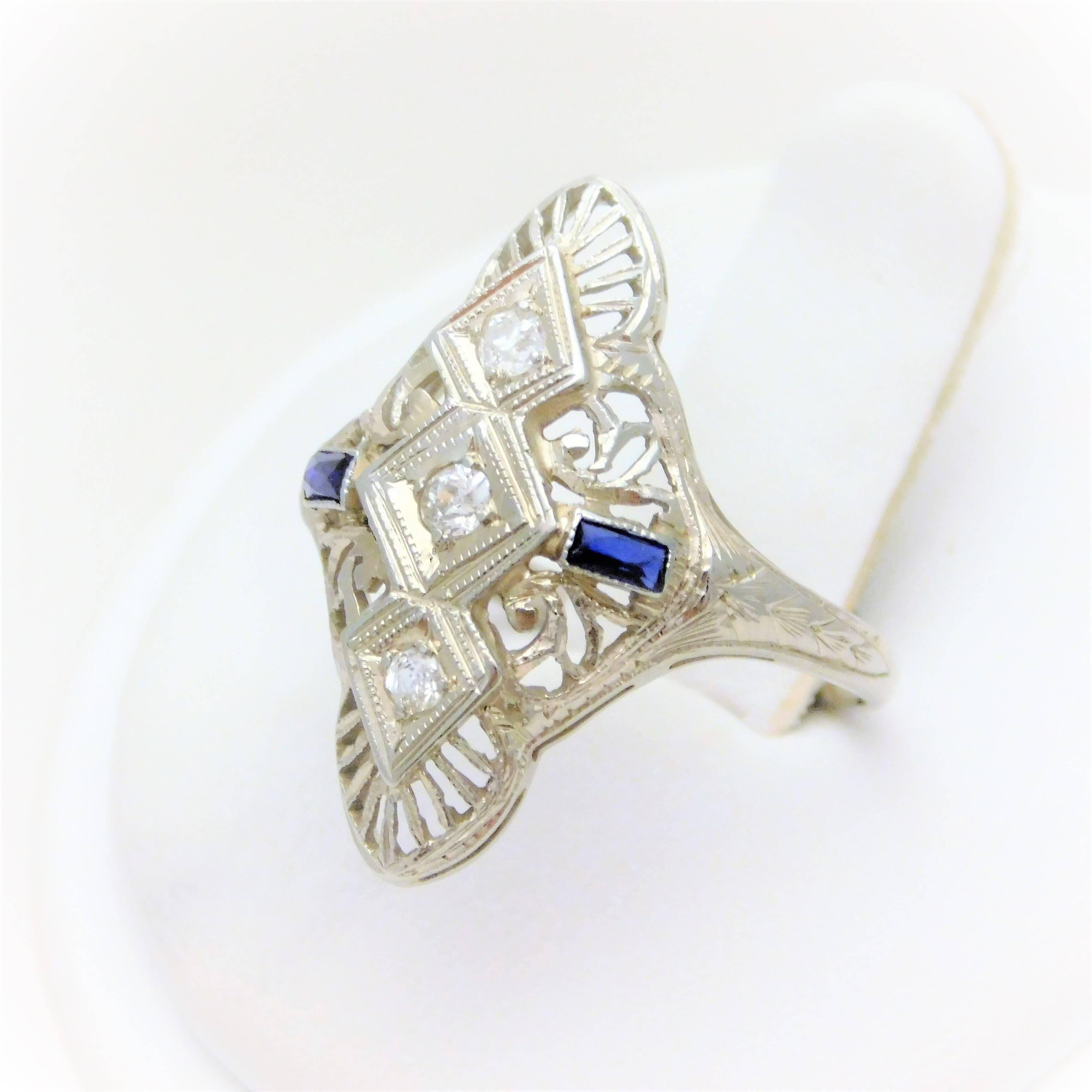Ladies’ 18k Late Victorian “Shield Ring” with Sapphires and Old Mine-cut Diamond In Excellent Condition In Metairie, LA