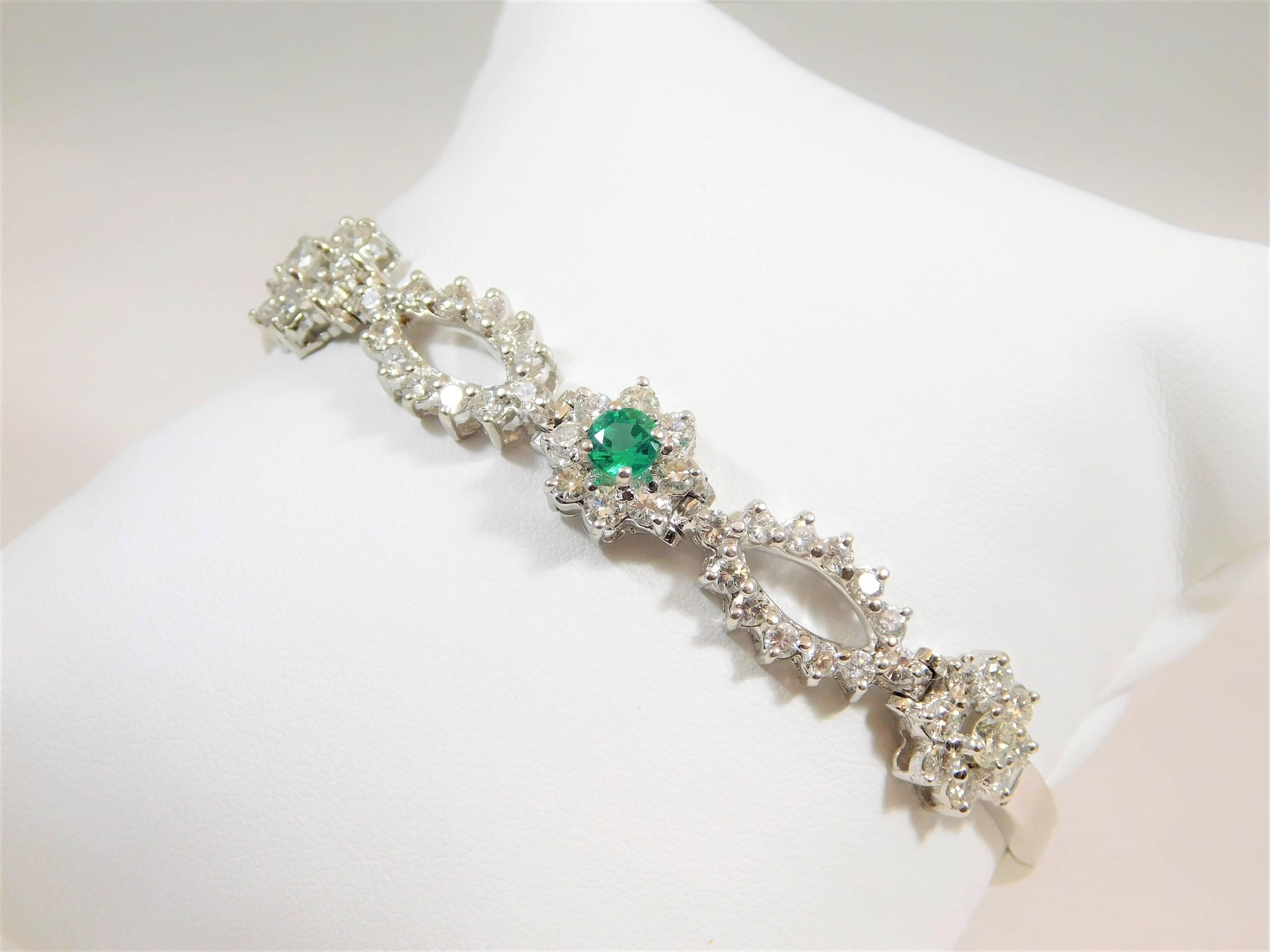 Women's Sparkling Emerald Diamond White Gold Bracelet, circa 1940