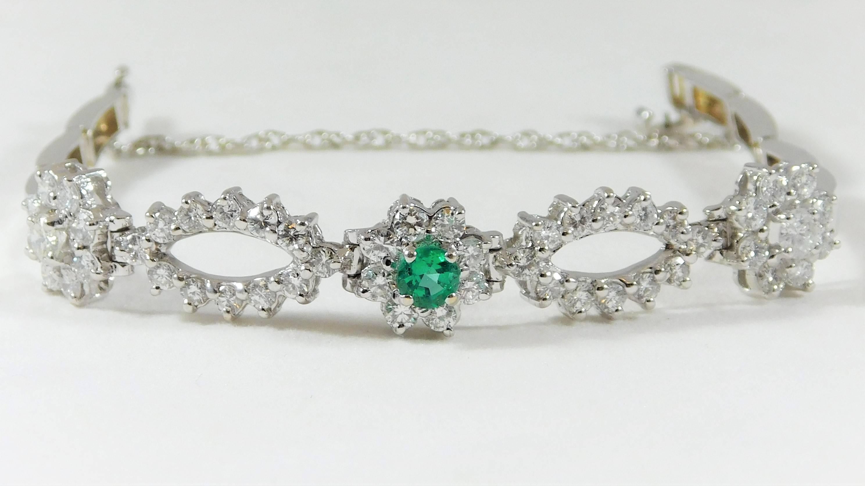 Sparkling Emerald Diamond White Gold Bracelet, circa 1940 In Excellent Condition In Metairie, LA