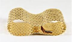 Breathtaking Gold Mesh Link Bracelet