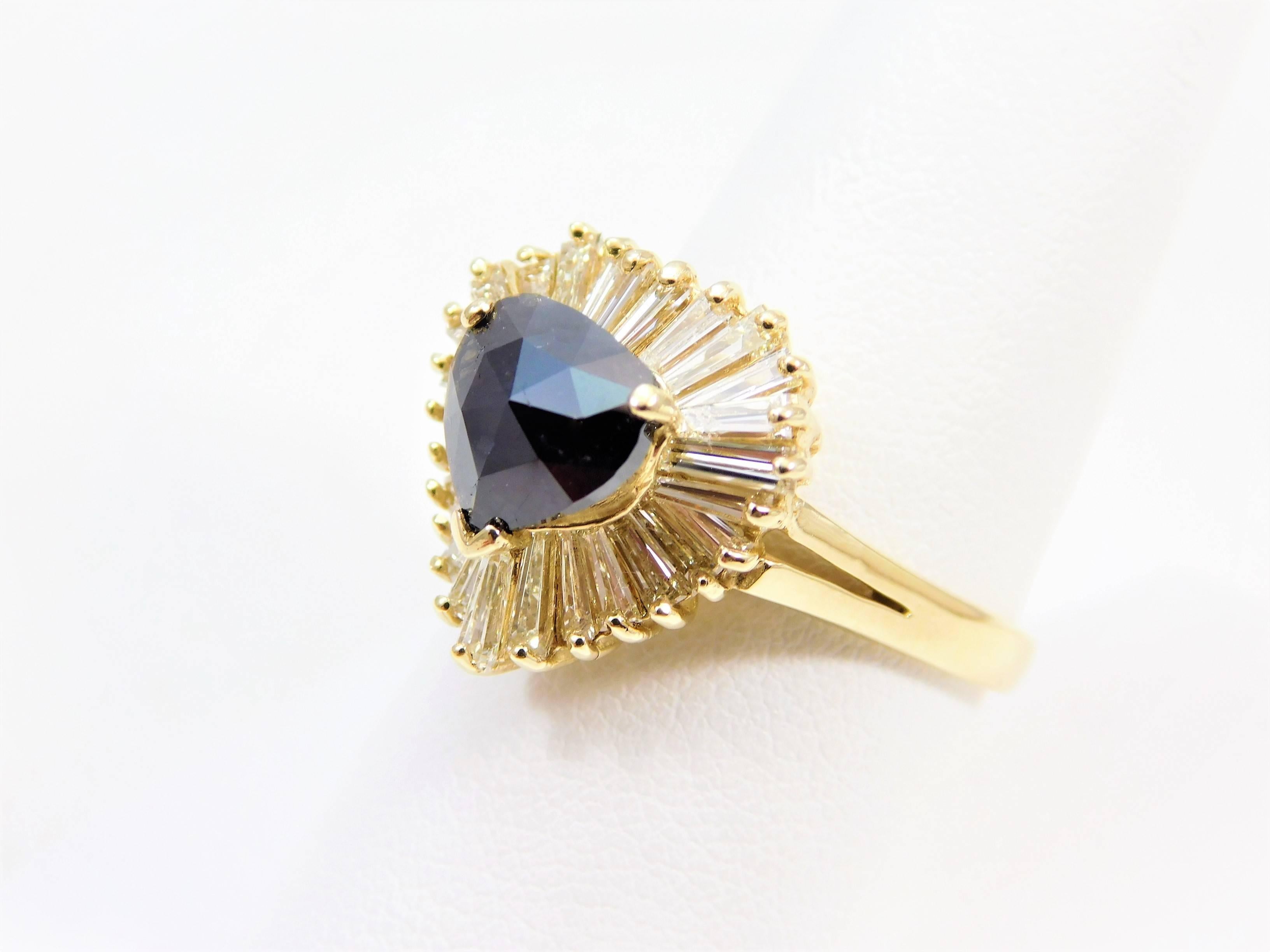 Women's Deep Blue 2.25 Carat Sapphire Diamond Yellow Gold Ballerina Ring For Sale