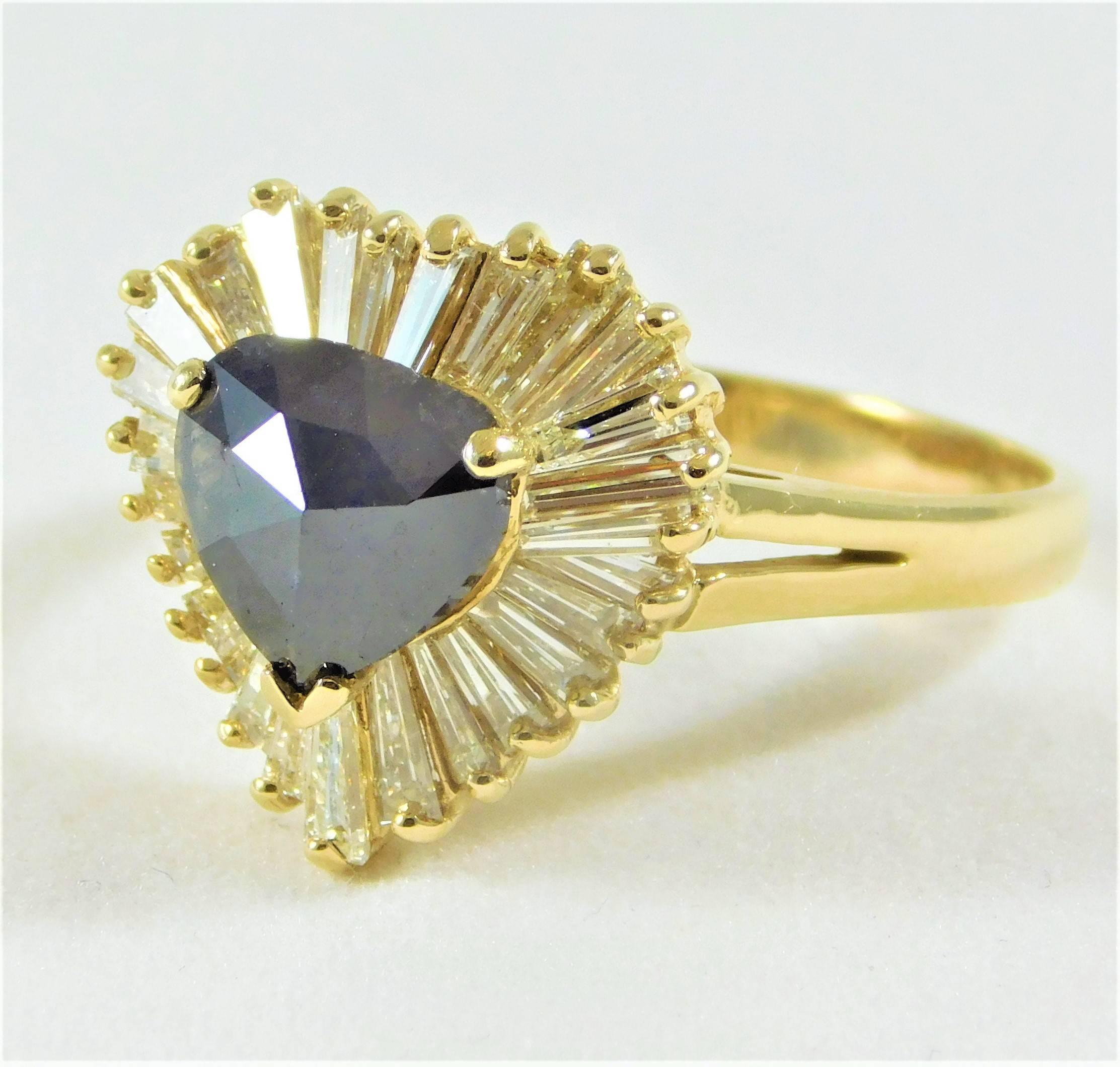 Deep Blue 2.25 Carat Sapphire Diamond Yellow Gold Ballerina Ring For Sale 3