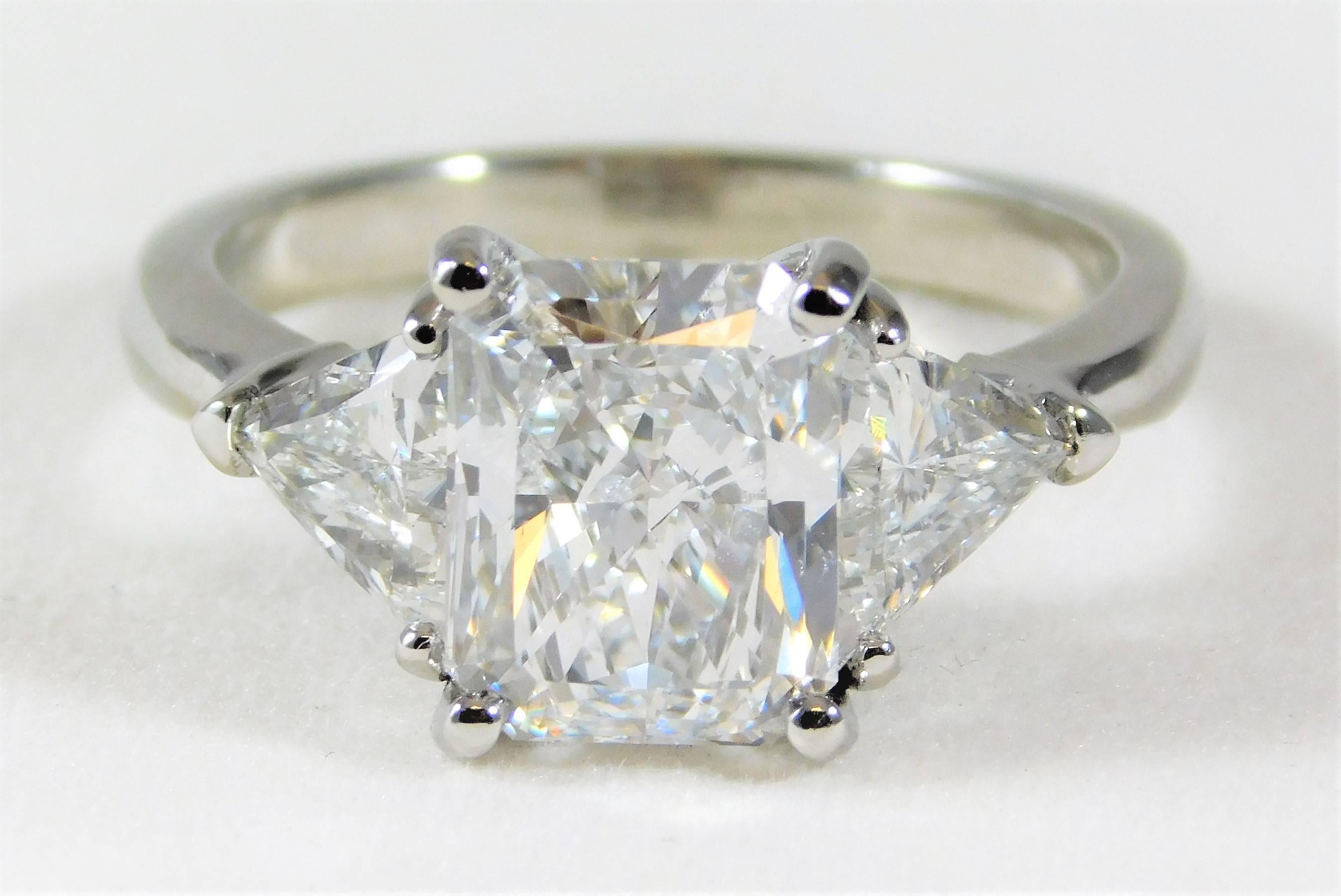 Women's 3 Carat Radiant-Cut GIA Certified Diamond Platinum Engagement Ring