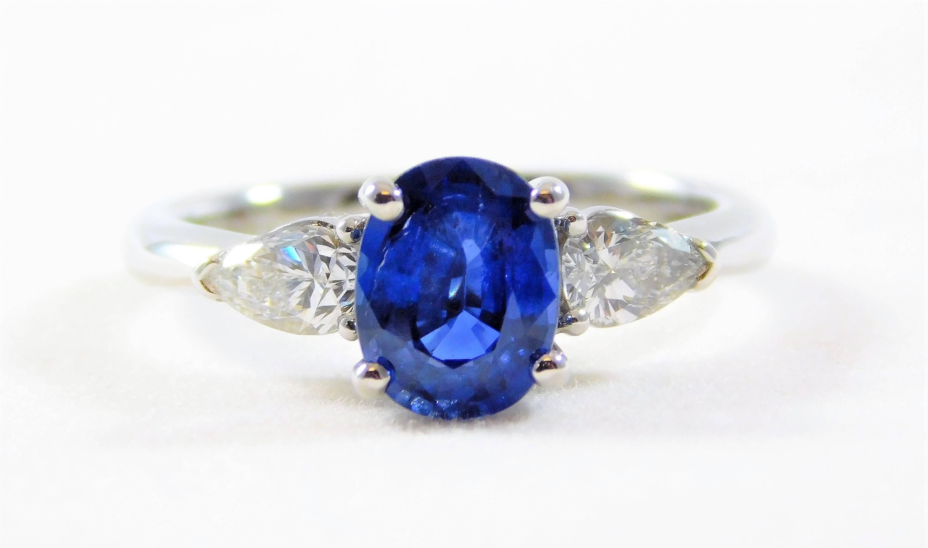 Women's Ceylon Sapphire and Pear-Shaped Trillion-Cut Diamond Diner Ring