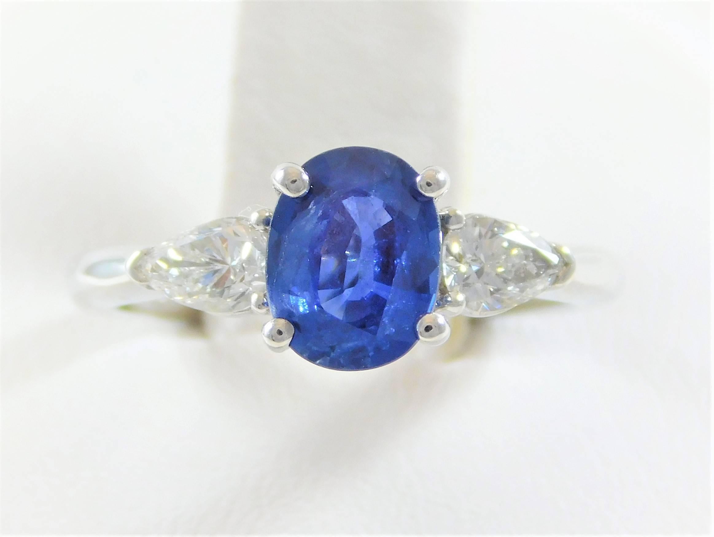 Ceylon Sapphire and Pear-Shaped Trillion-Cut Diamond Diner Ring 1