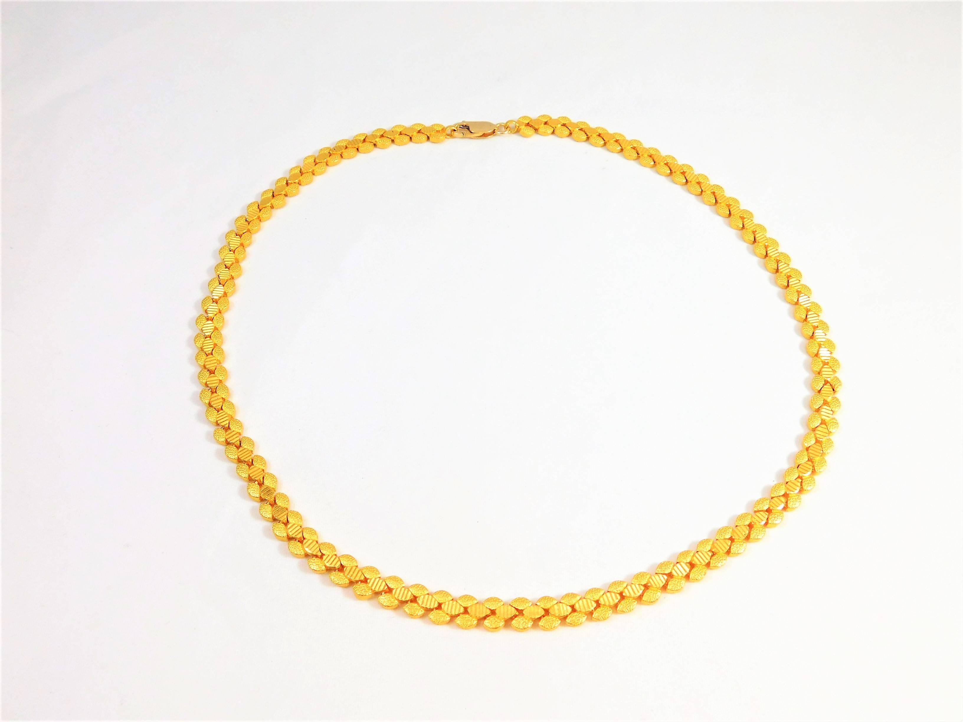 Mediterranean Style Gold Necklace For Sale 1