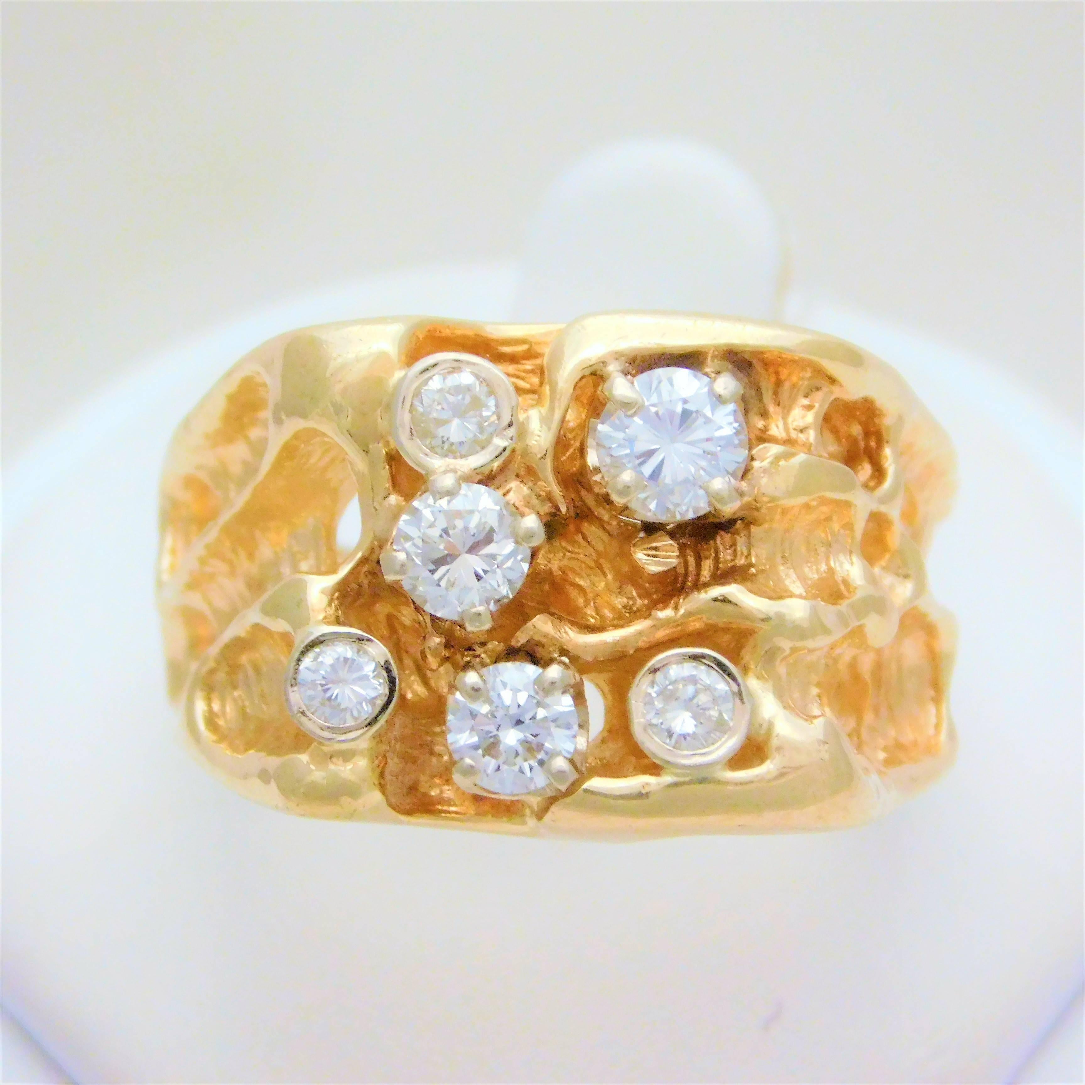 Men's Gents 14 Karat Yellow Gold Ring with Diamonds For Sale