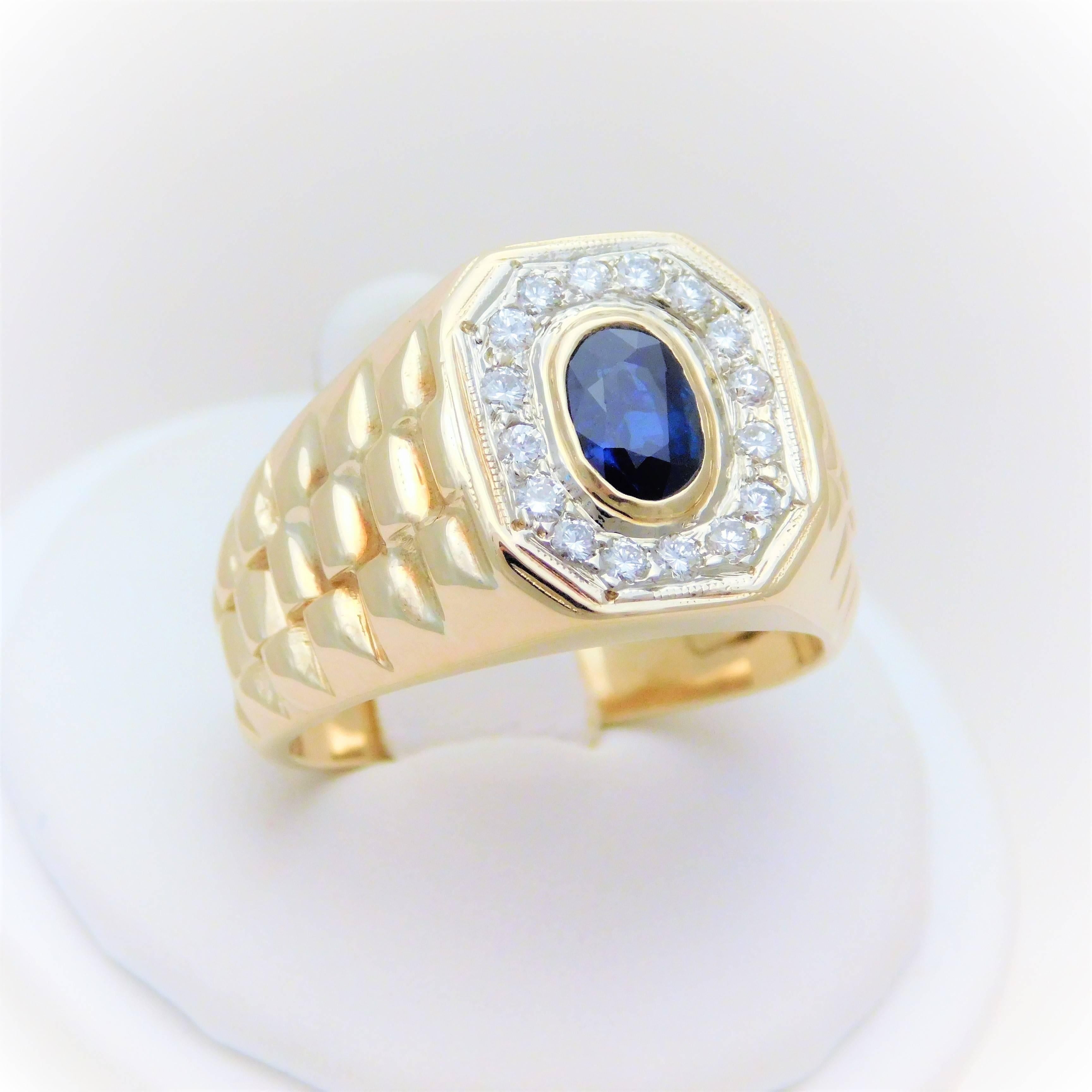 Men's Gents Stately 14 Karat Gold Diamond and Ceylon Sapphire Ring For Sale