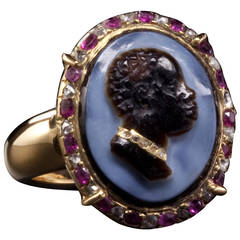 Vintage Onyx Cameo Gold Ring