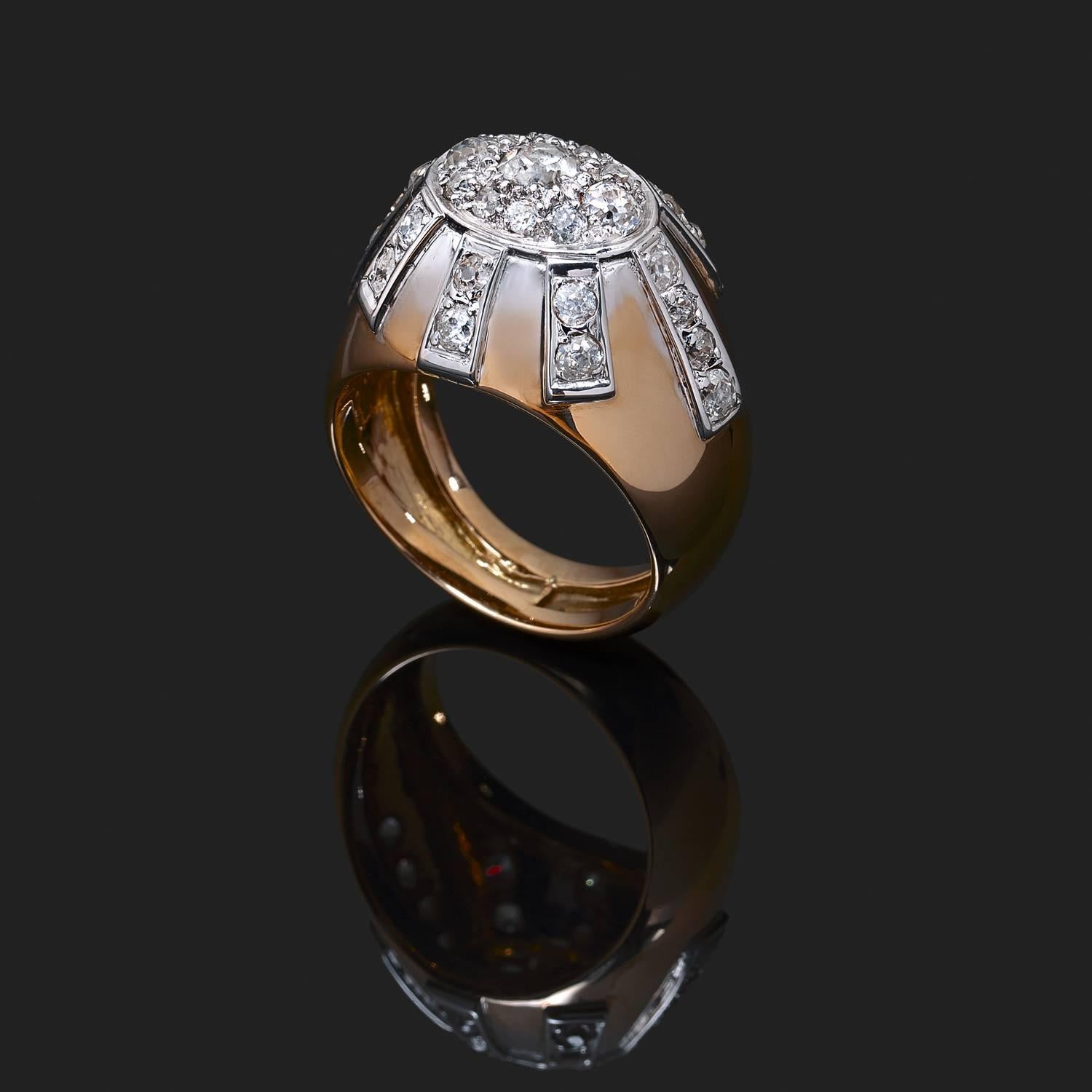 An old cut diamonds and 18 K gold ring. Circa 1950.
Diamonds weight : 1.2 ct approx.
Total weight: 14.2 g.
Ring size: 8 1/8