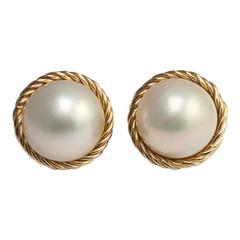Mabé Pearl Gold Clip-On Earrings