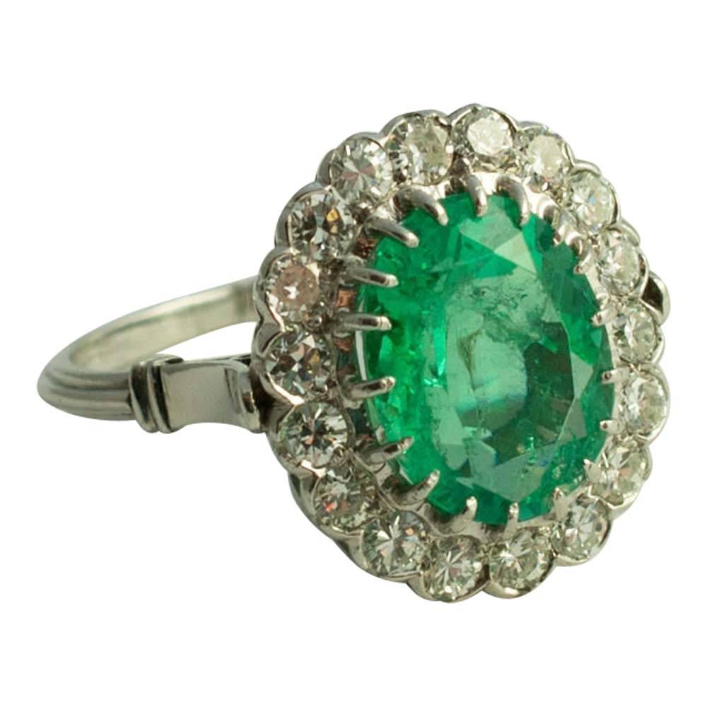 1930s Colombian Emerald Gold Halo Ring
