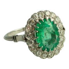 Antique 1930s Colombian Emerald Gold Halo Ring