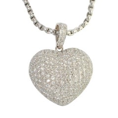 Large 1.04 Carat Diamond White Gold Heart Pendant For Sale at 1stdibs