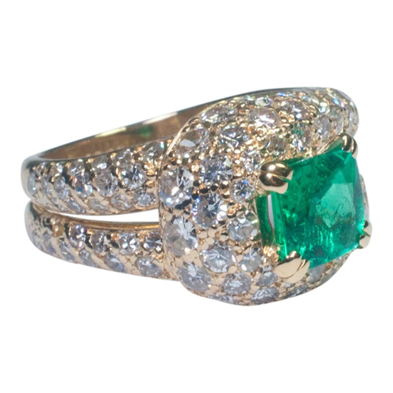 Women's Boucheron Emerald Diamond Gold Ring