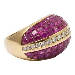 Ruby Brilliant Cut Diamond 18 Carat Gold Bombé Cocktail Ring