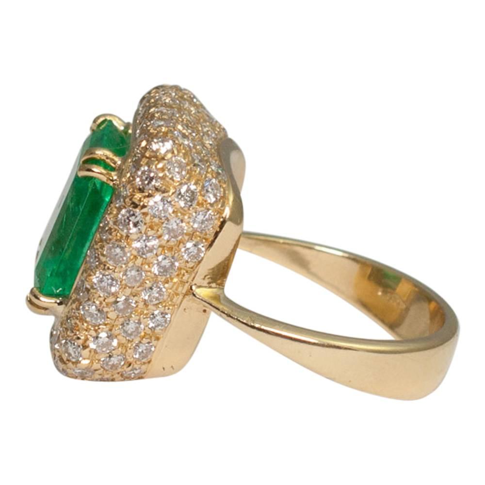 7.32 Carat Emerald Diamond Gold Cocktail Ring For Sale 3