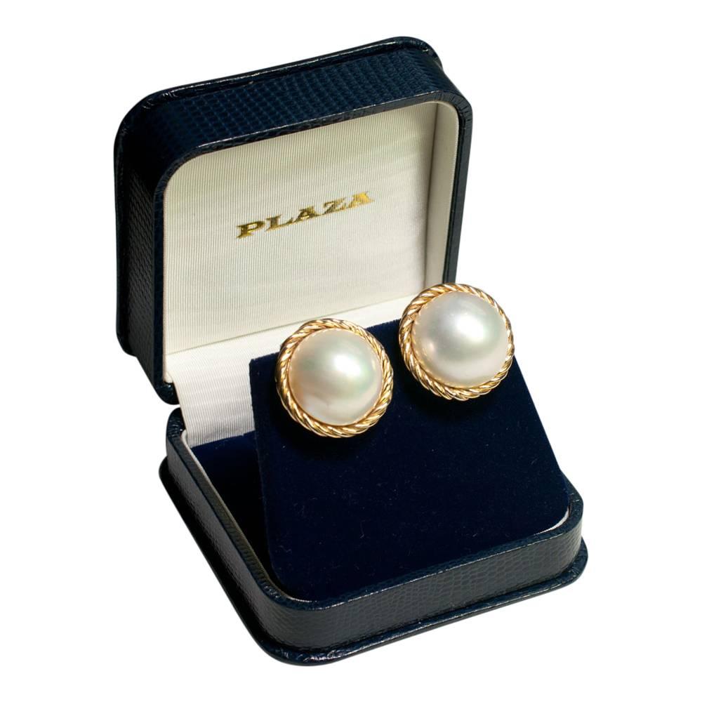 Mabé Pearl Gold Clip-On Earrings 4