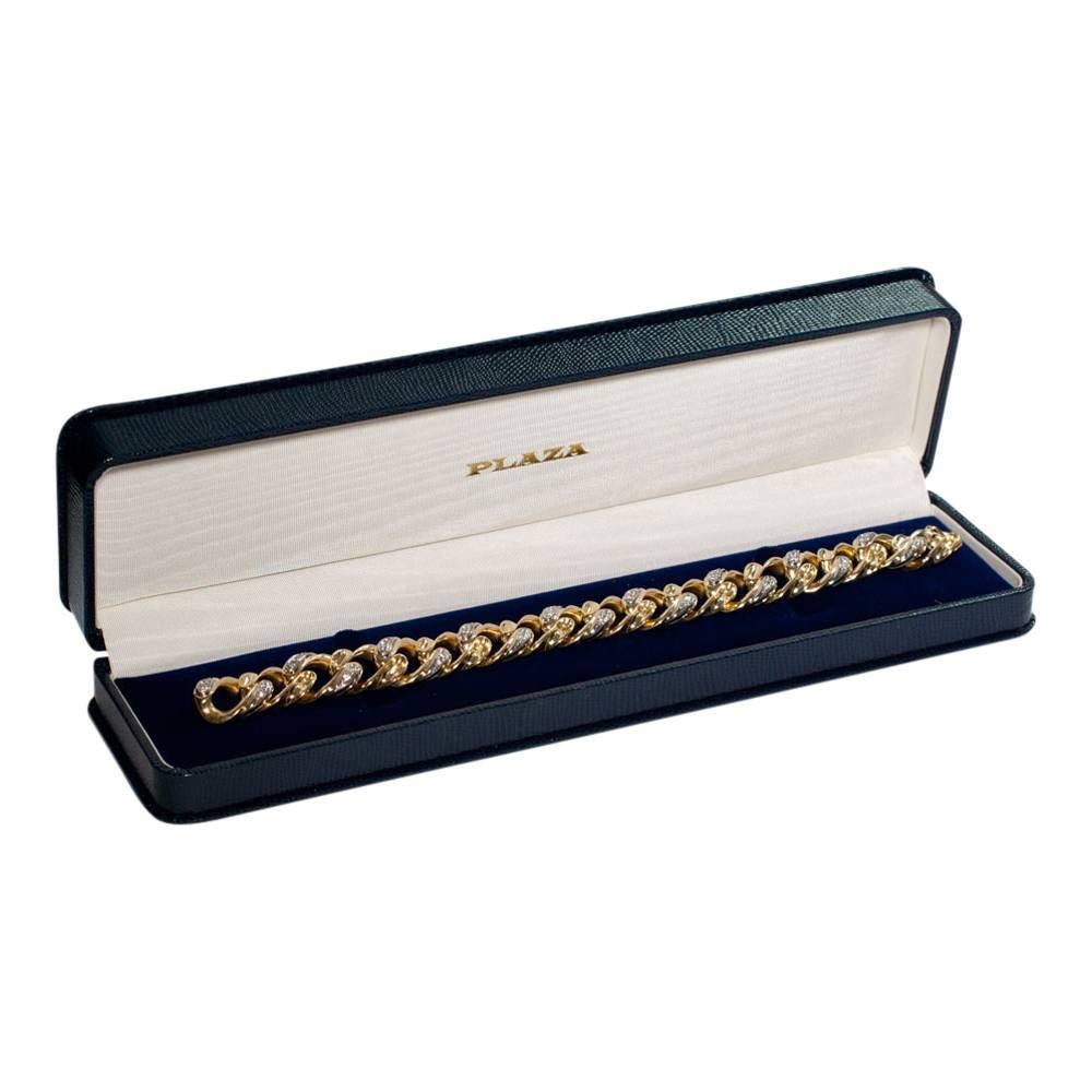 Tiffany & Co. Diamond 18 Carat Gold Chain Link Bangle Bracelet For Sale 3