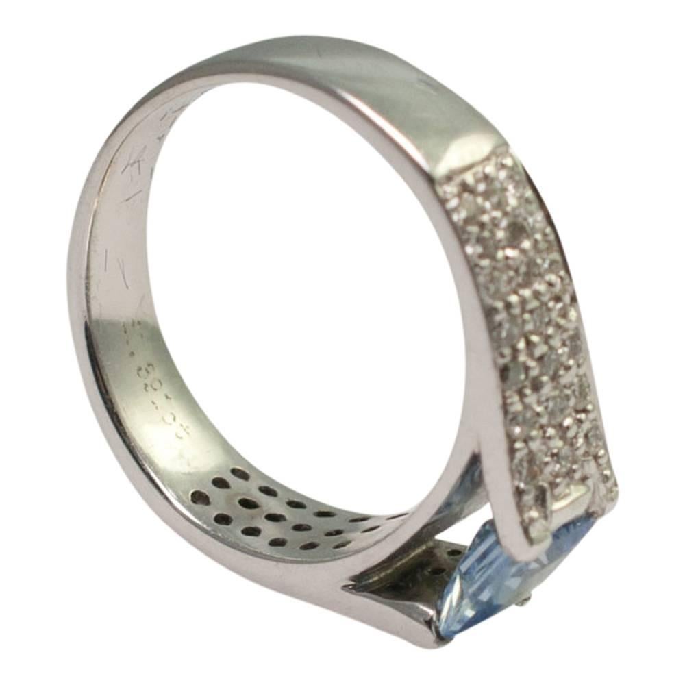 Women's Sapphire Diamond Gold Band Ring For Sale