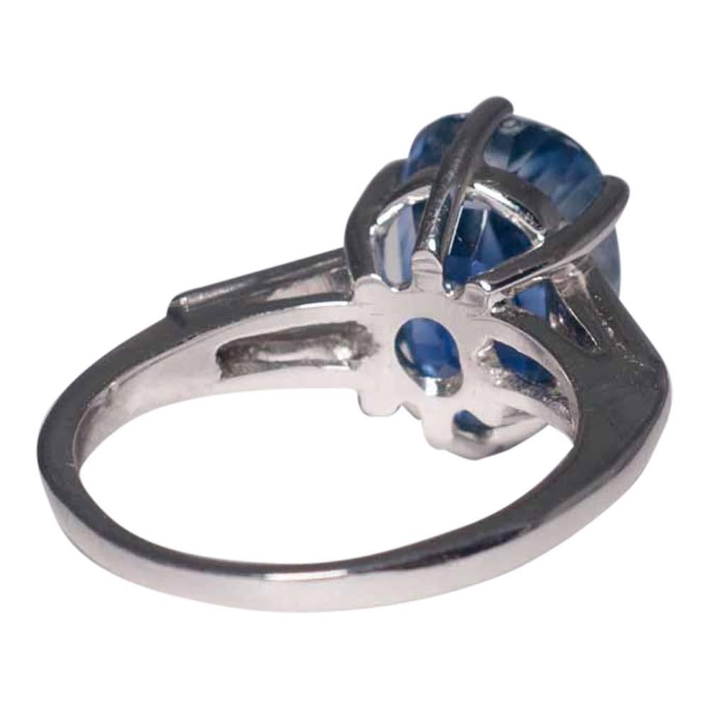 Sapphire, Diamond and Platinum Ring In Good Condition For Sale In ALTRINCHAM, GB